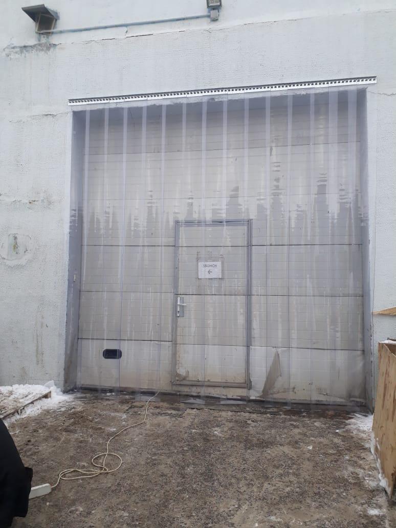 ПВХ-завеса в складском проеме